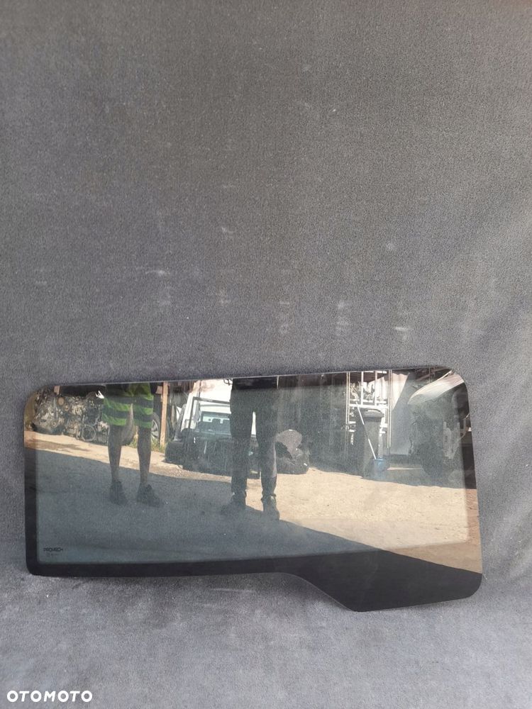 szyba tylna master iv autobus - 1