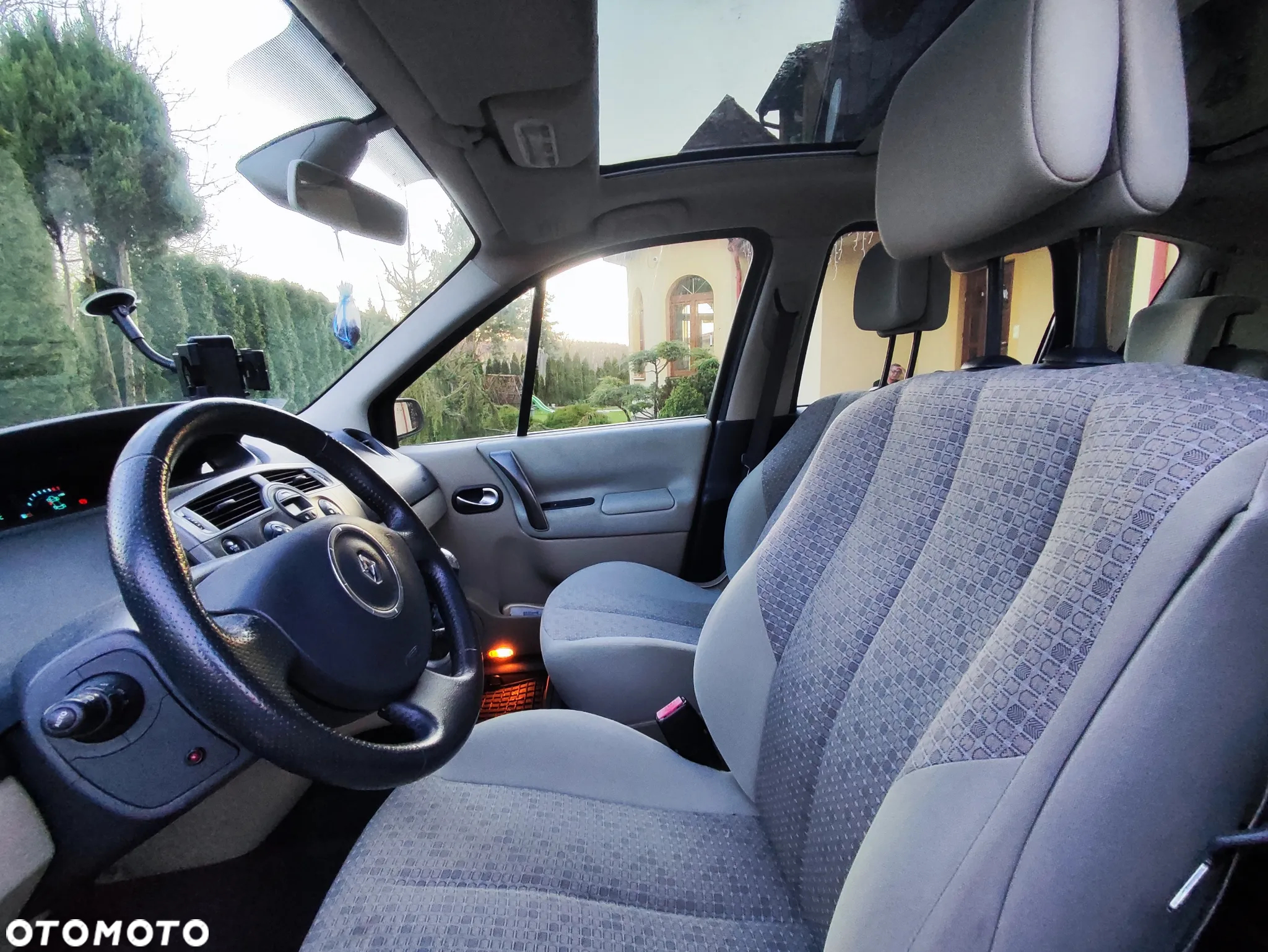Renault Scenic 1.6 16V Expression - 9