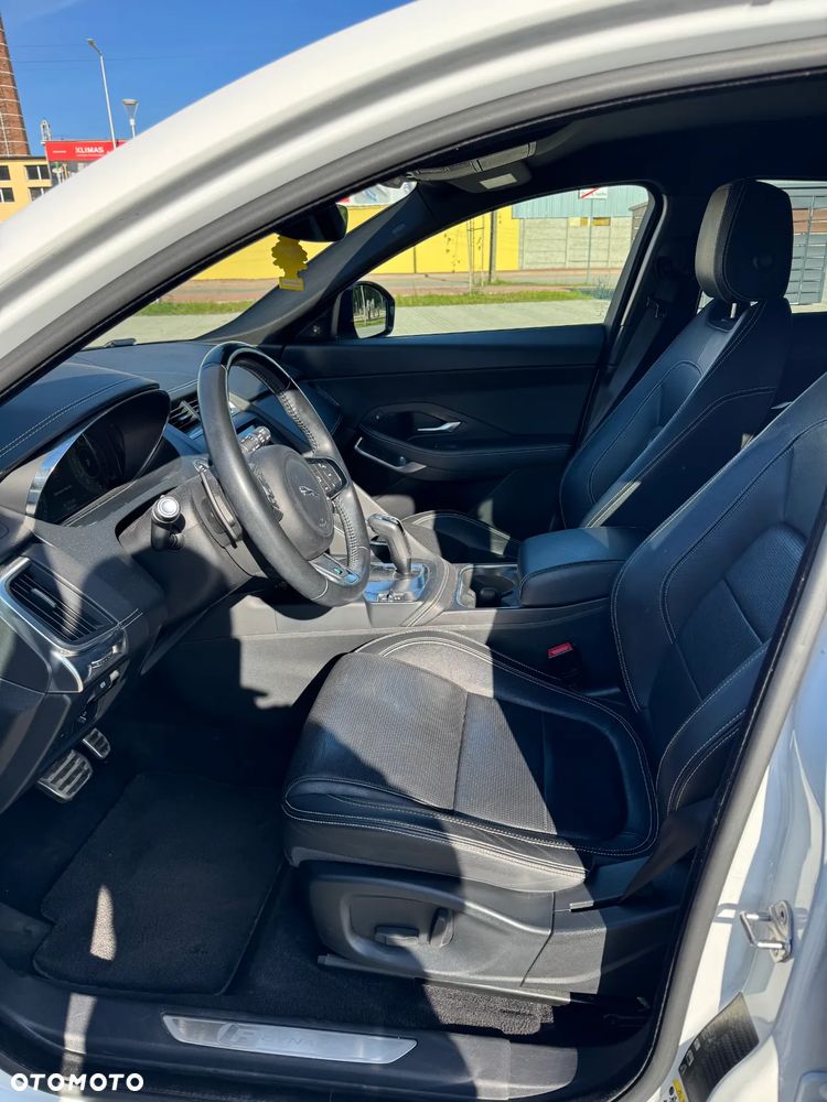 Jaguar E-Pace 2.0 i4P AWD R-Dynamic - 13