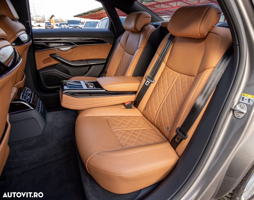Audi A8 - 11