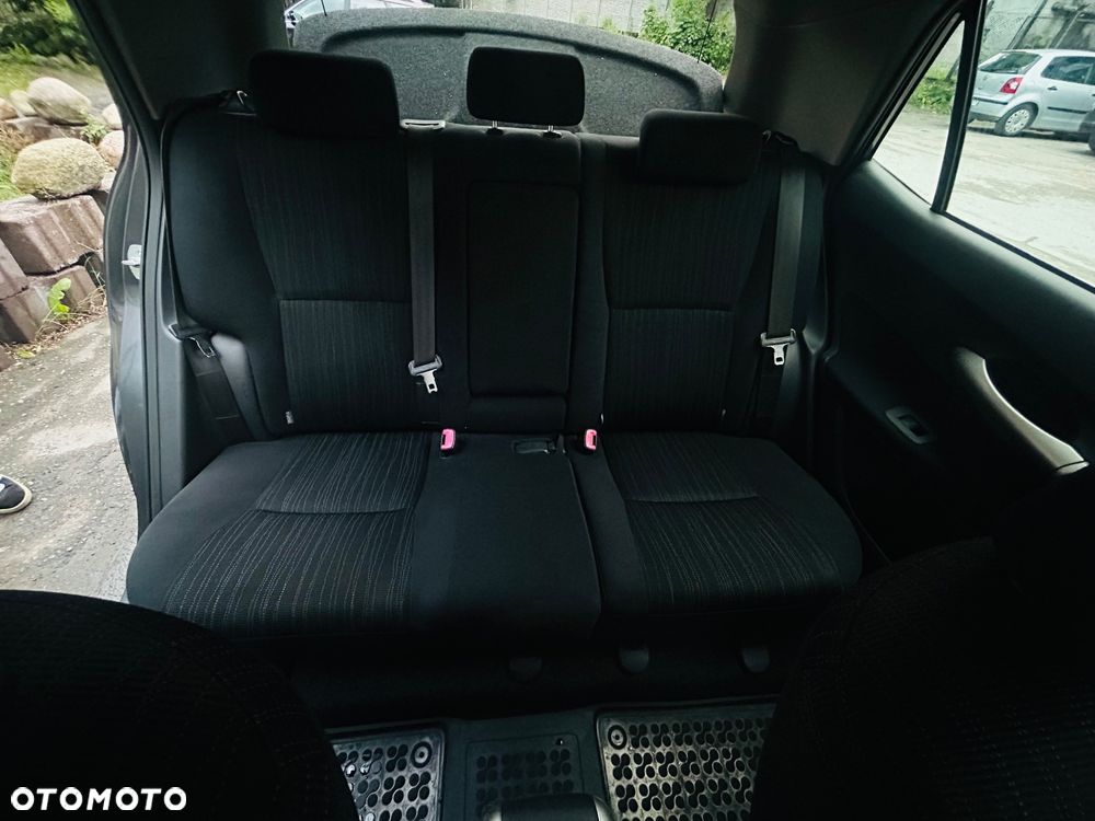 Toyota Auris 2.0 D-4D Prestige - 14