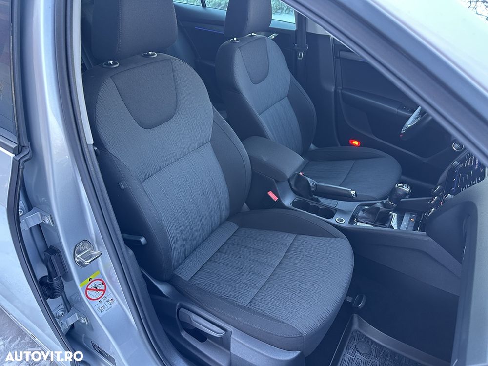 Skoda Octavia 2.0 TDI DSG Ambition - 10