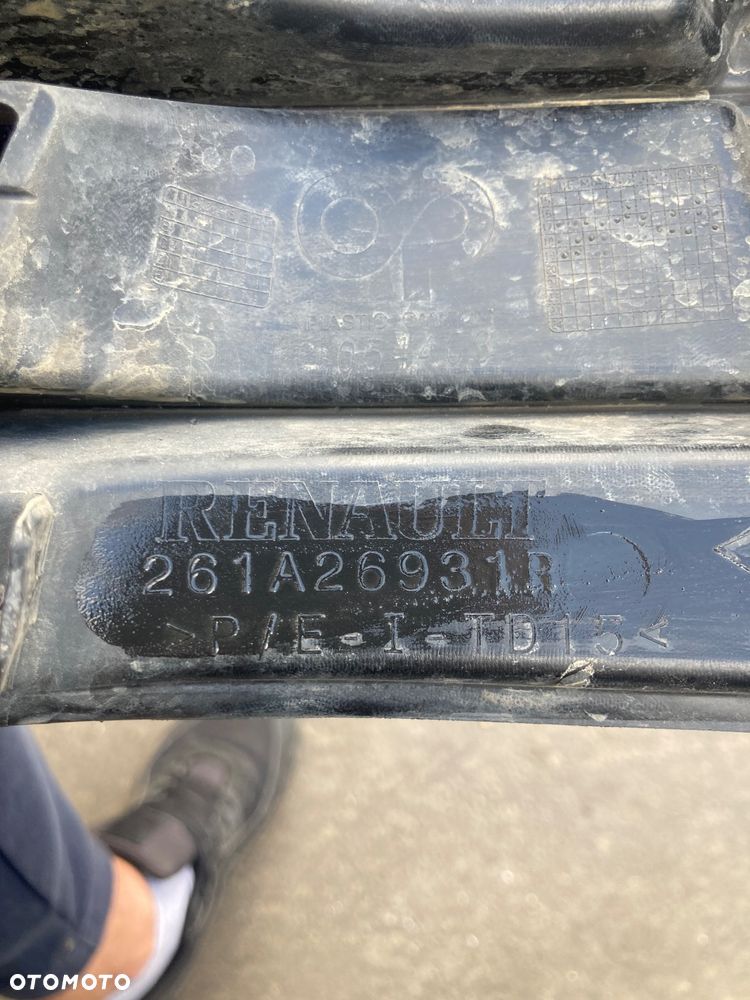 RENAULT Captur 1 I lift prawa KRATKA ZDERZAKA przedniego KRATKA W ZDERZAK  przedni ZAŚLEPKA halogenu na halogen ramka osłona - 8