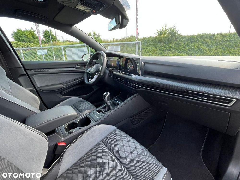 Volkswagen Golf 1.5 TSI EVO Life - 17