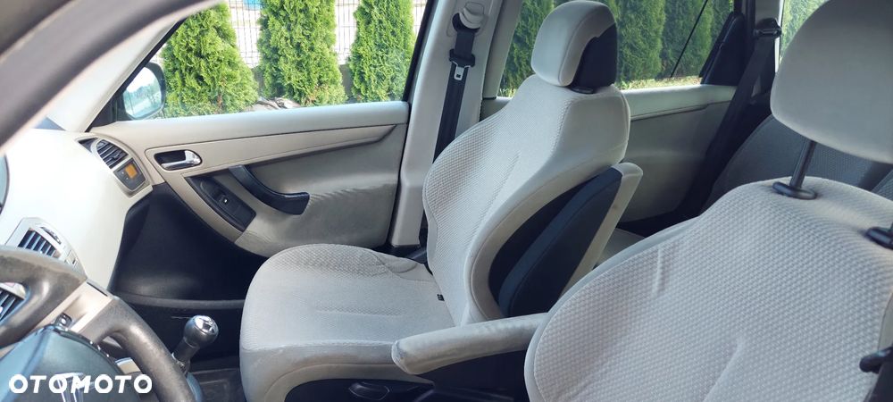 Citroën C4 Picasso 1.8i Impress - 8