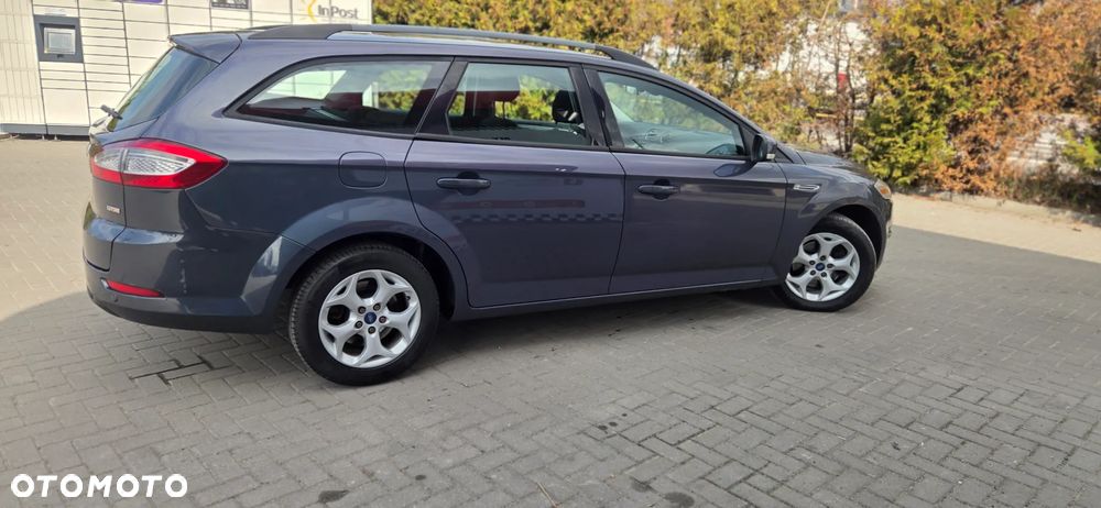 Ford Mondeo 2.0 TDCi Ghia - 13