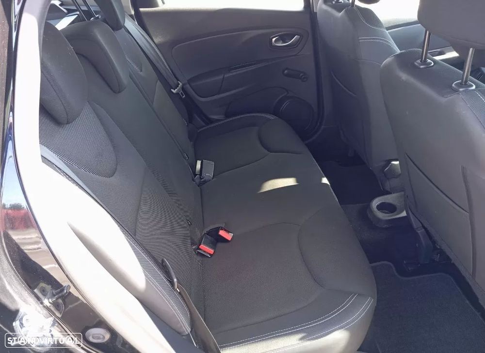 Renault Clio Sport Tourer 1.5 dCi Limited - 24