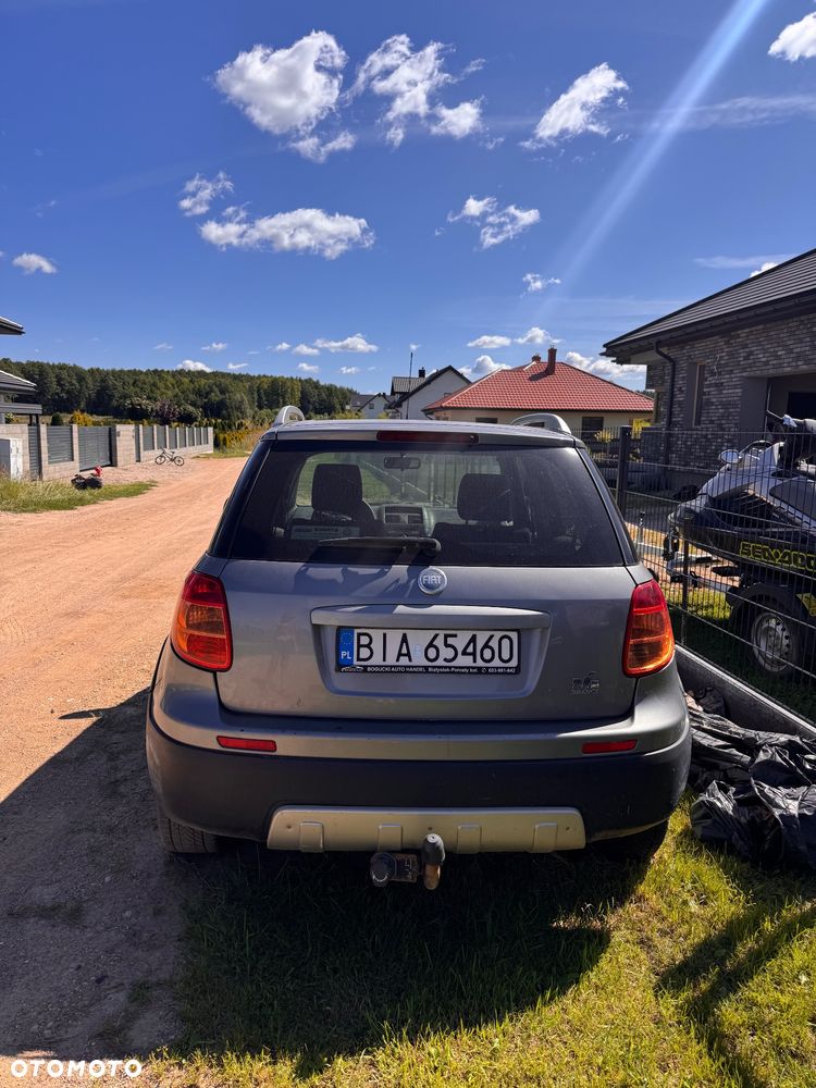 Fiat Sedici 1.9 Multijet 4x4 Emotion - 5