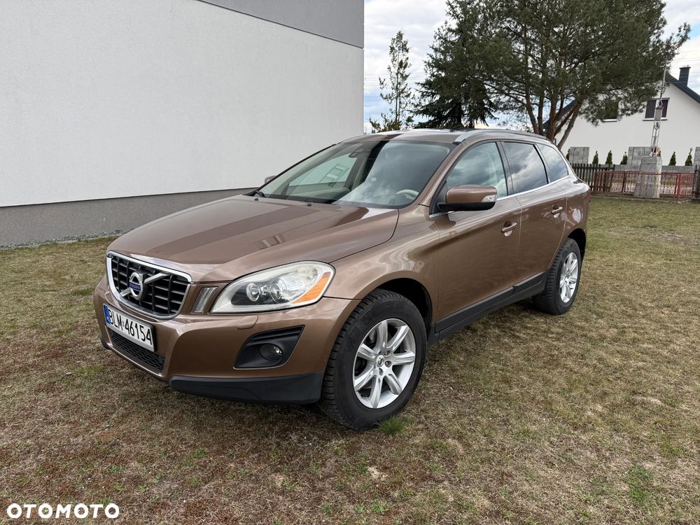 Volvo XC 60 ver-2-4d-awd - 1