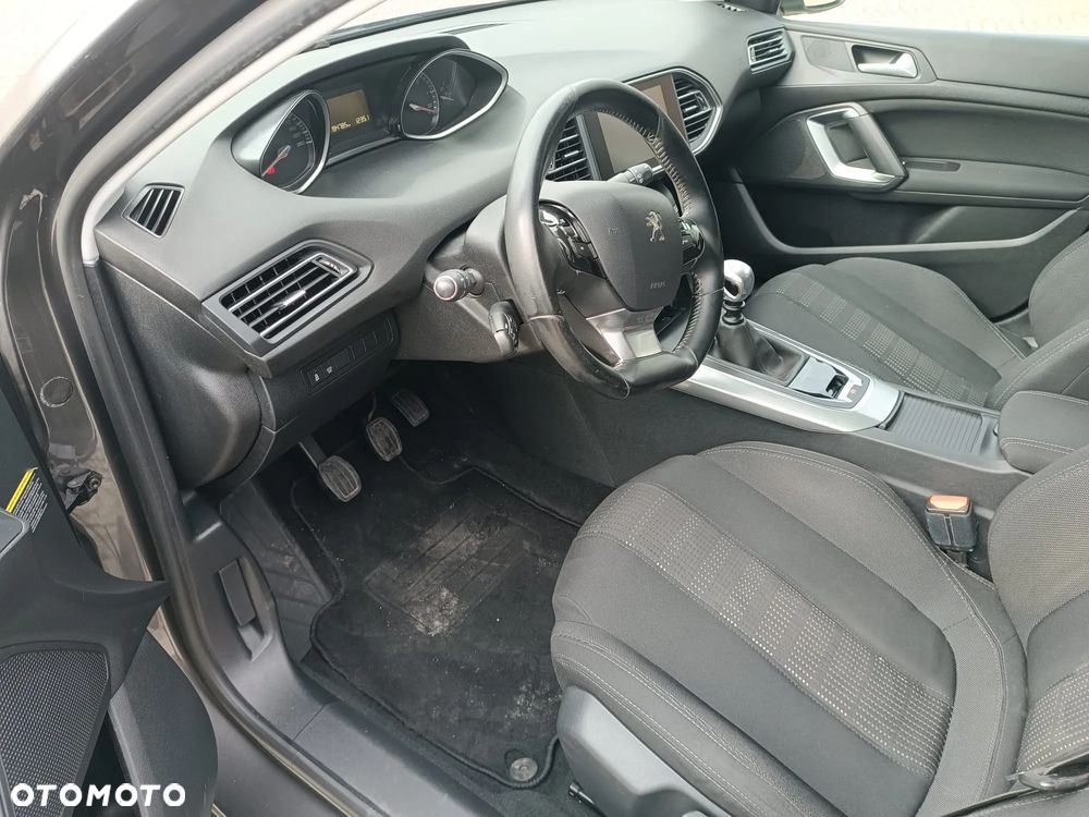 Peugeot 308 BlueHDi FAP 120 Stop & Start Allure - 8