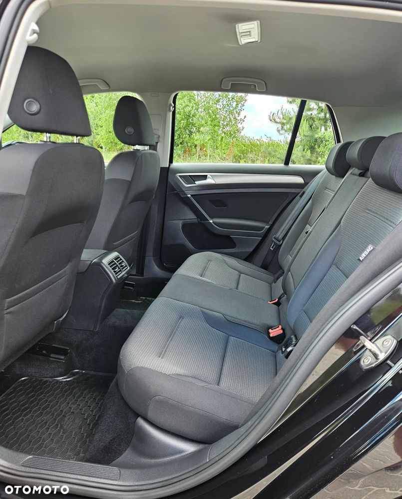 Volkswagen Golf 1.6 TDI BlueMotion Technology Comfortline - 8