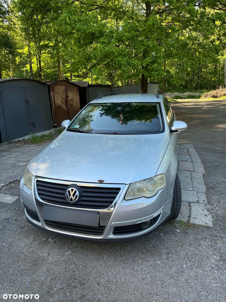 Volkswagen Passat 1.9 TDI Individual - 2