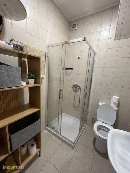 Apartamento T4 junto à Feup/FEP/Fmup - Grande imagem: 2/8