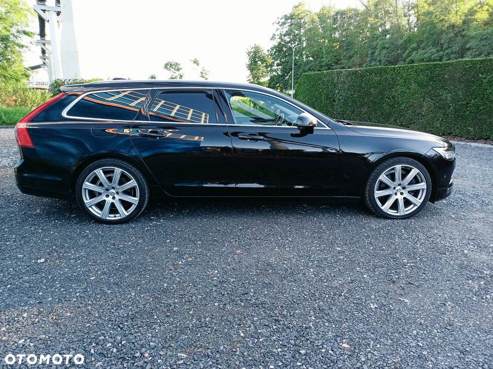 Volvo V90 D5 AWD Geartronic Momentum - 6