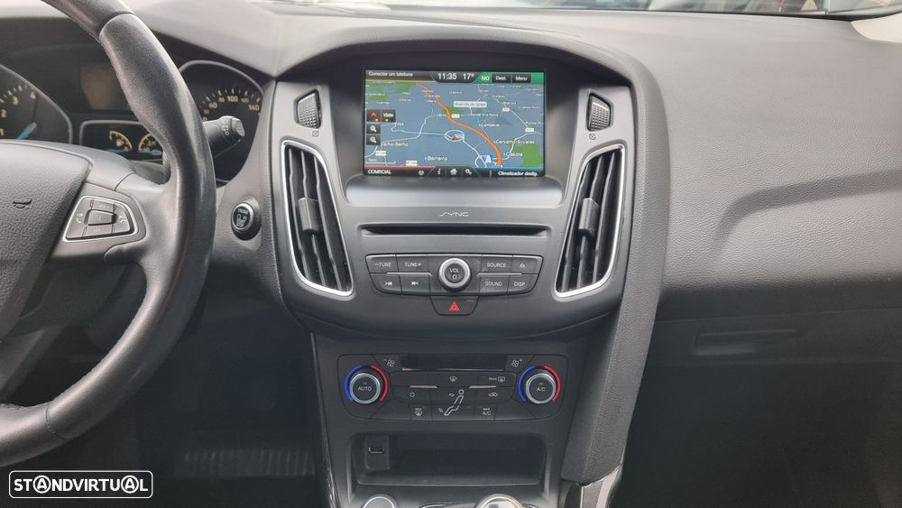 Ford Focus 1.0 EcoBoost Titanium - 8