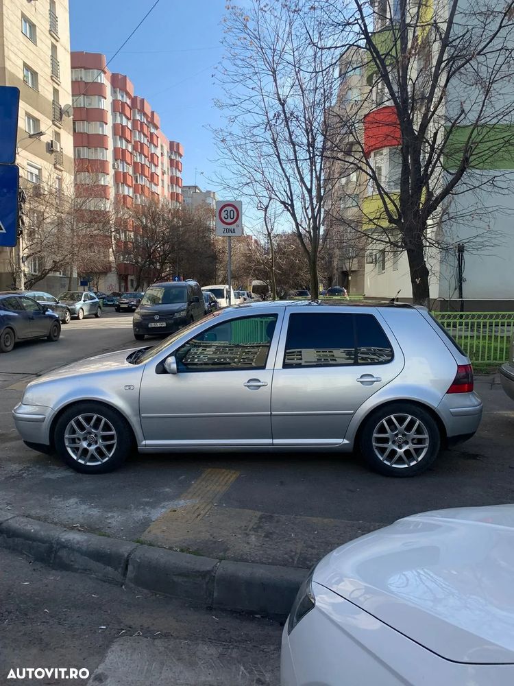 Volkswagen Golf 1.6 Basis - 5