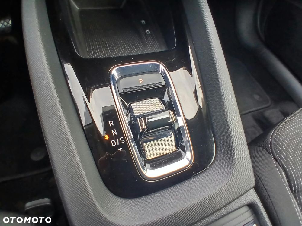 Skoda Octavia 2.0 TDI Sportline DSG - 37