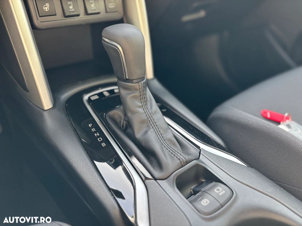 Toyota Corolla Cross - 23