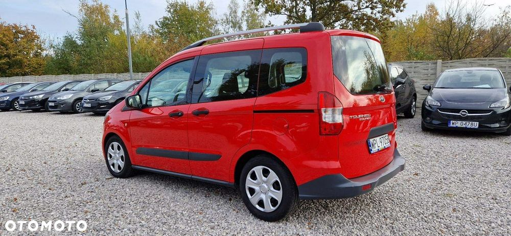 Ford Tourneo Courier - 7