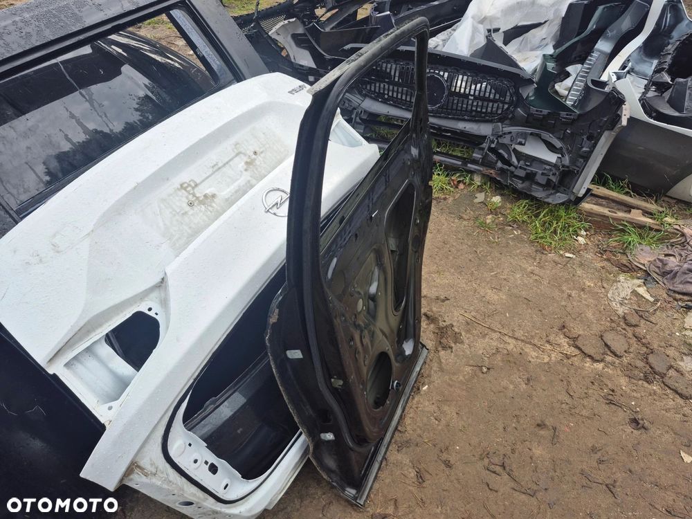 Drzwi Audi Q3 I 2011- 2019r. Tył Prawy - 2