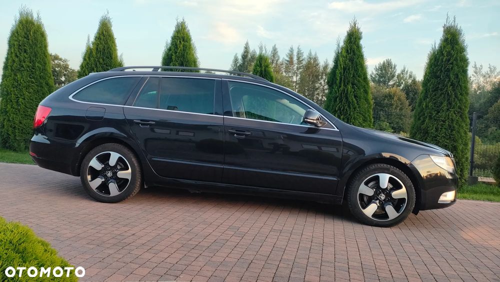 Skoda Superb 2.0 TDI DSG Elegance - 13