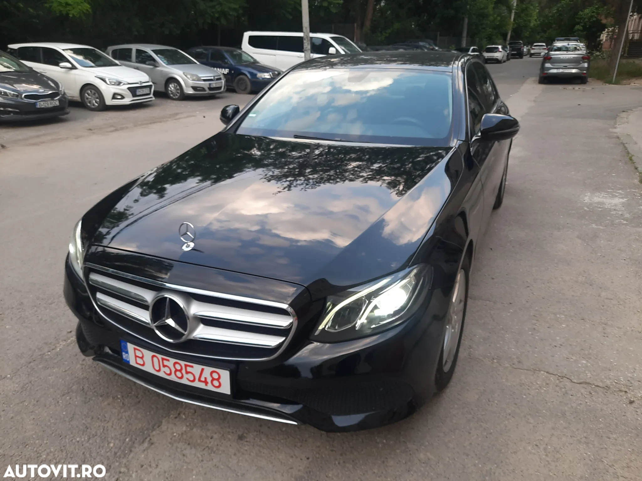 Mercedes-Benz E 200 d T 9G-TRONIC Avantgarde - 18