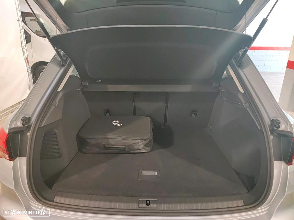 Audi Q3 45 TFSIe S tronic - 12