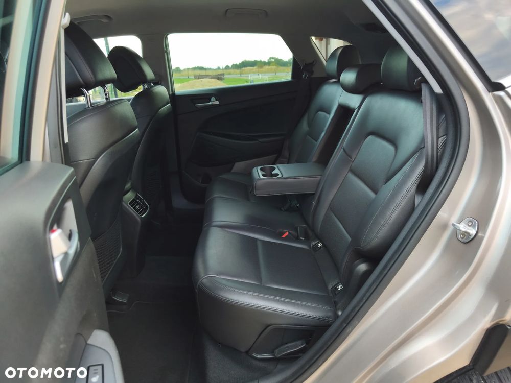 Hyundai Tucson 1.6 GDi 2WD Pure - 19