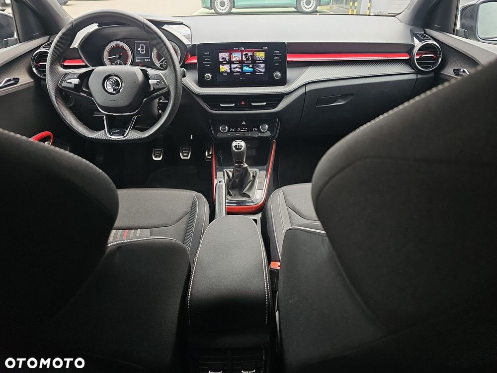Skoda Fabia 1.0 TSI Monte Carlo - 10
