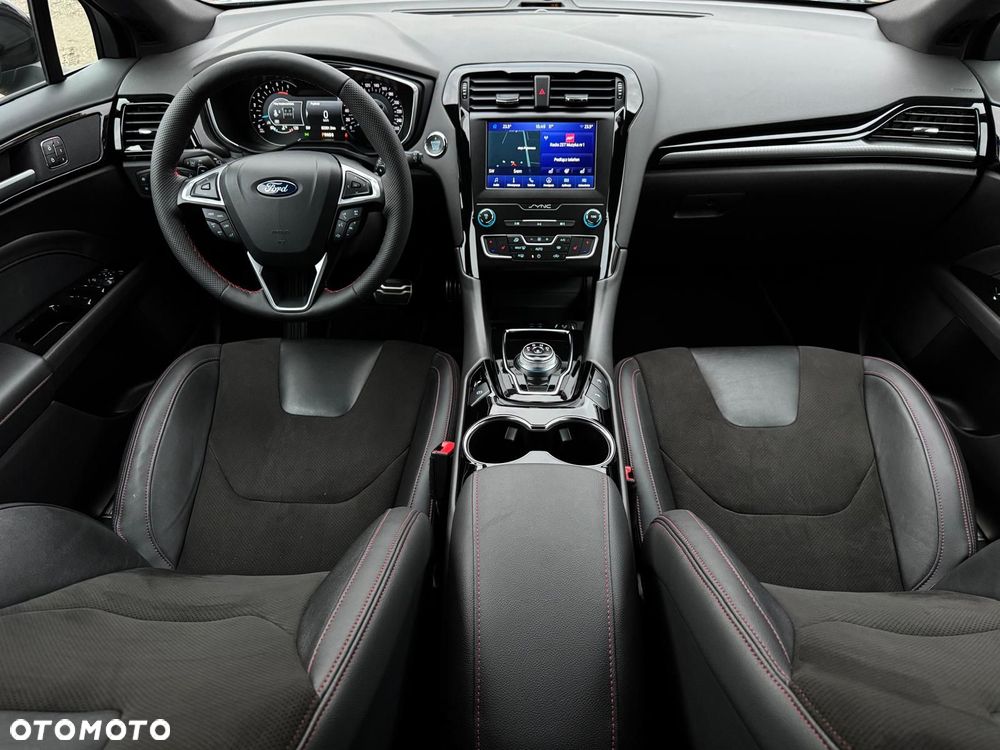 Ford Mondeo SW 2.0 EcoBlue ST-Line X - 24
