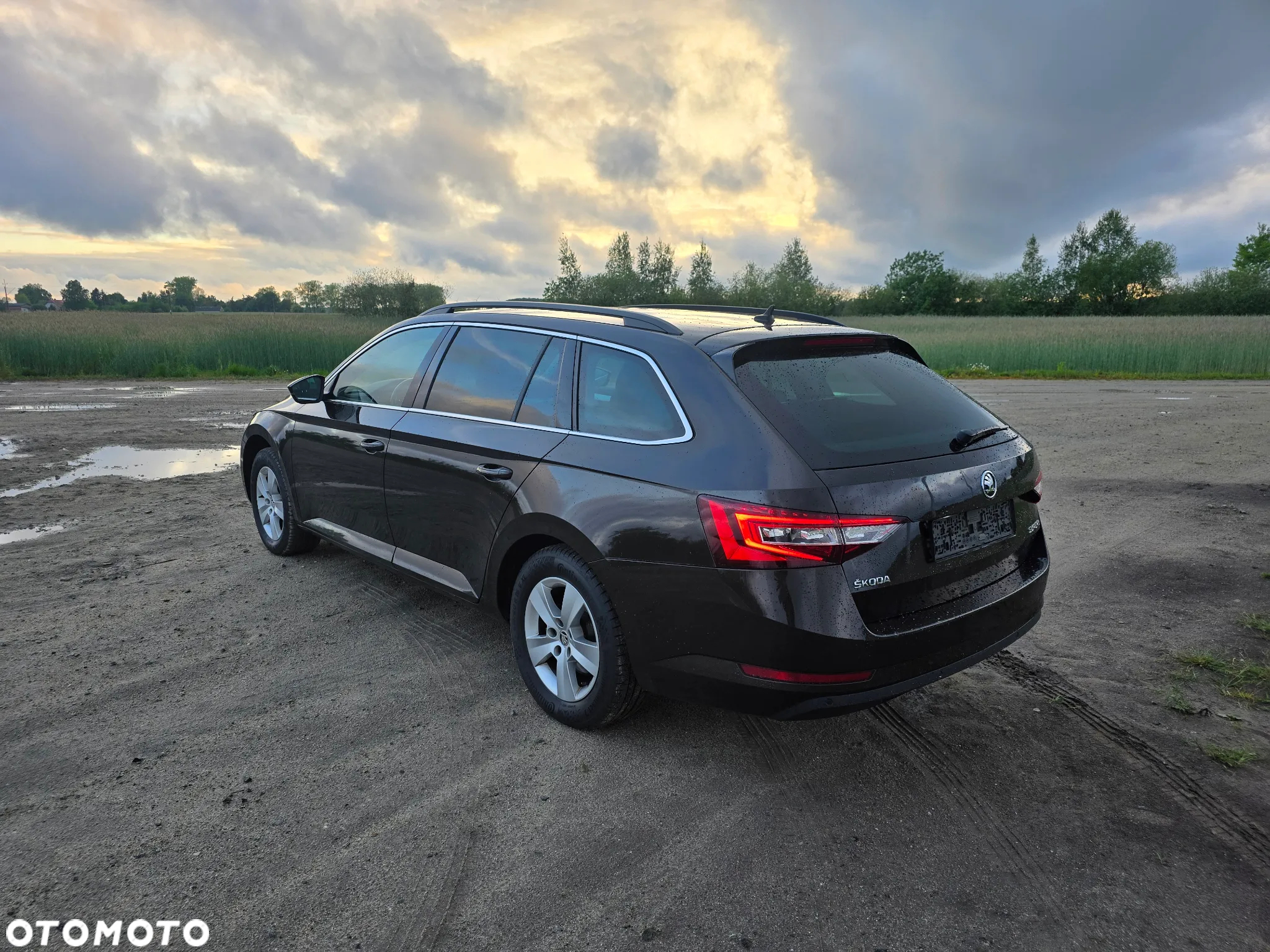 Skoda Superb 2.0 TDI Ambition DSG7 - 7