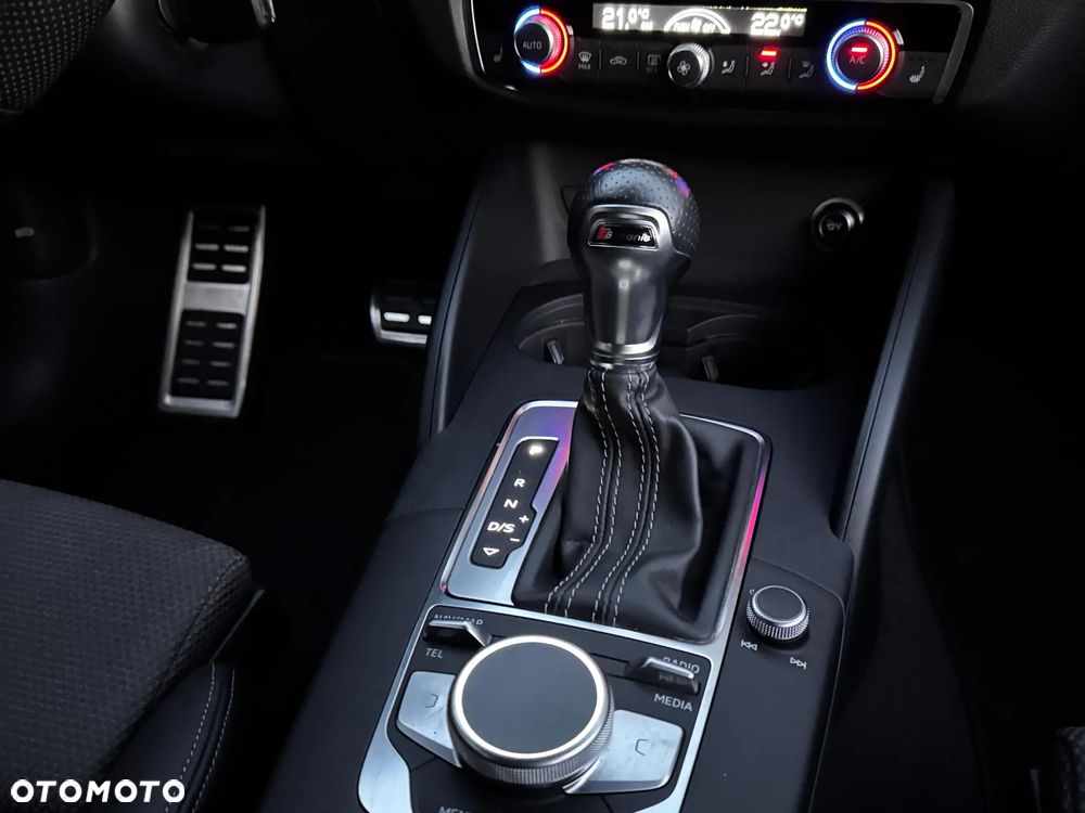 Audi A3 Sportback - 16