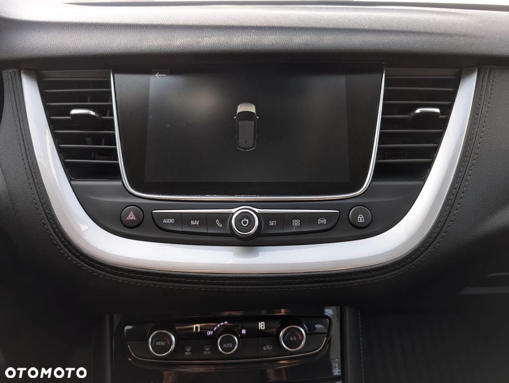 Opel Grandland X 1.2 Start/Stop Dynamic - 27