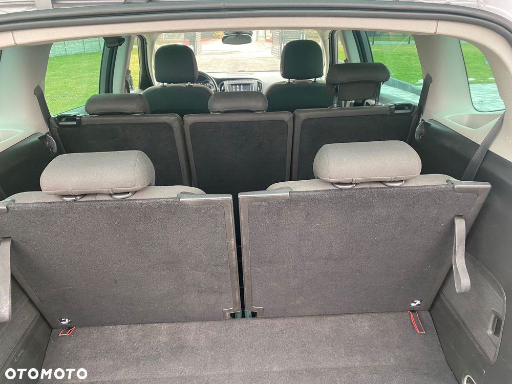 Opel Zafira 1.4 Turbo Business Edition - 27