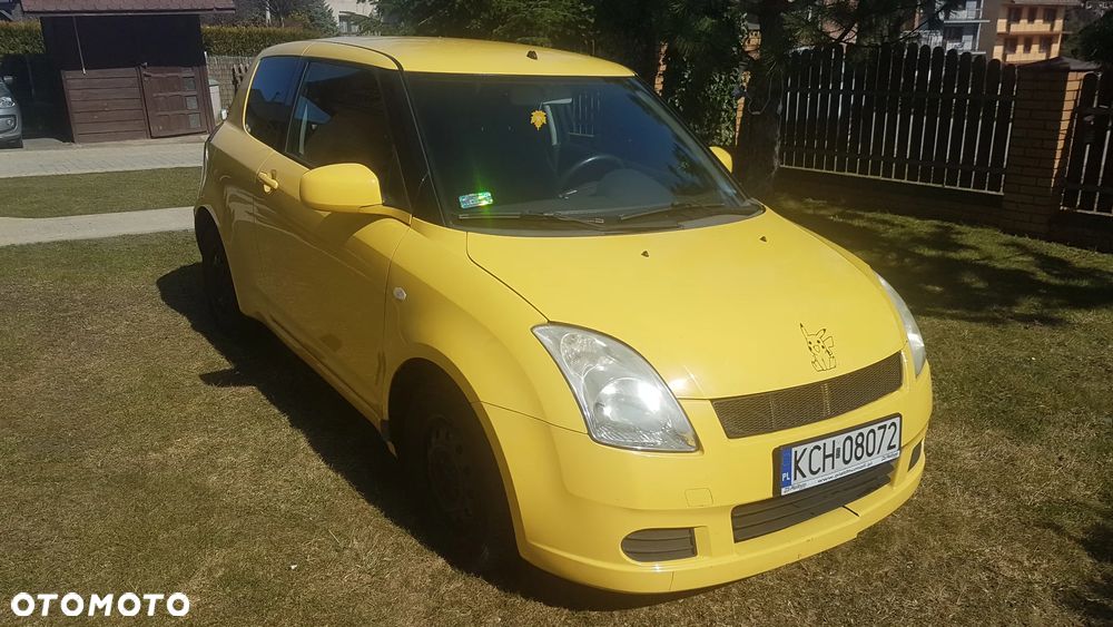 Suzuki Swift 1.3 Sakura - 1