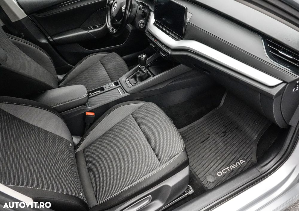 Skoda Octavia 2.0 TDI Edition Plus - 12