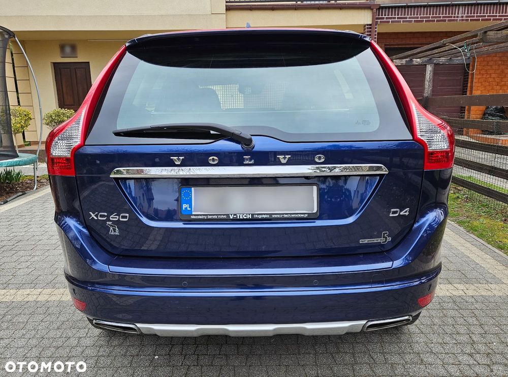Volvo XC 60 D4 Drive-E Ocean Race - 3