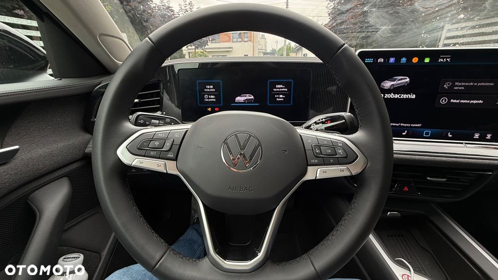 Volkswagen Passat - 25