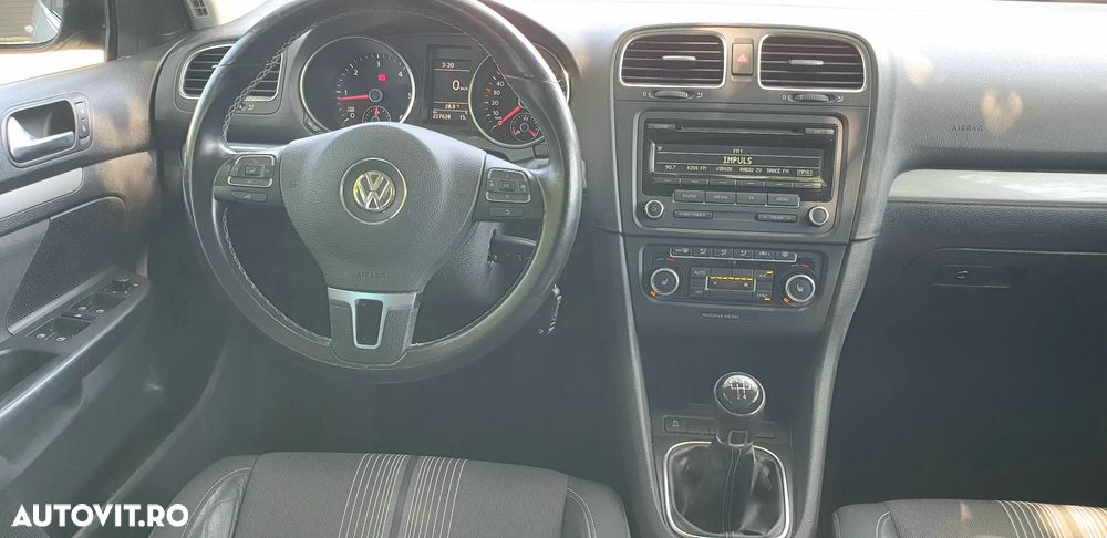 Volkswagen Golf 1.6 TDI DPF MATCH - 18