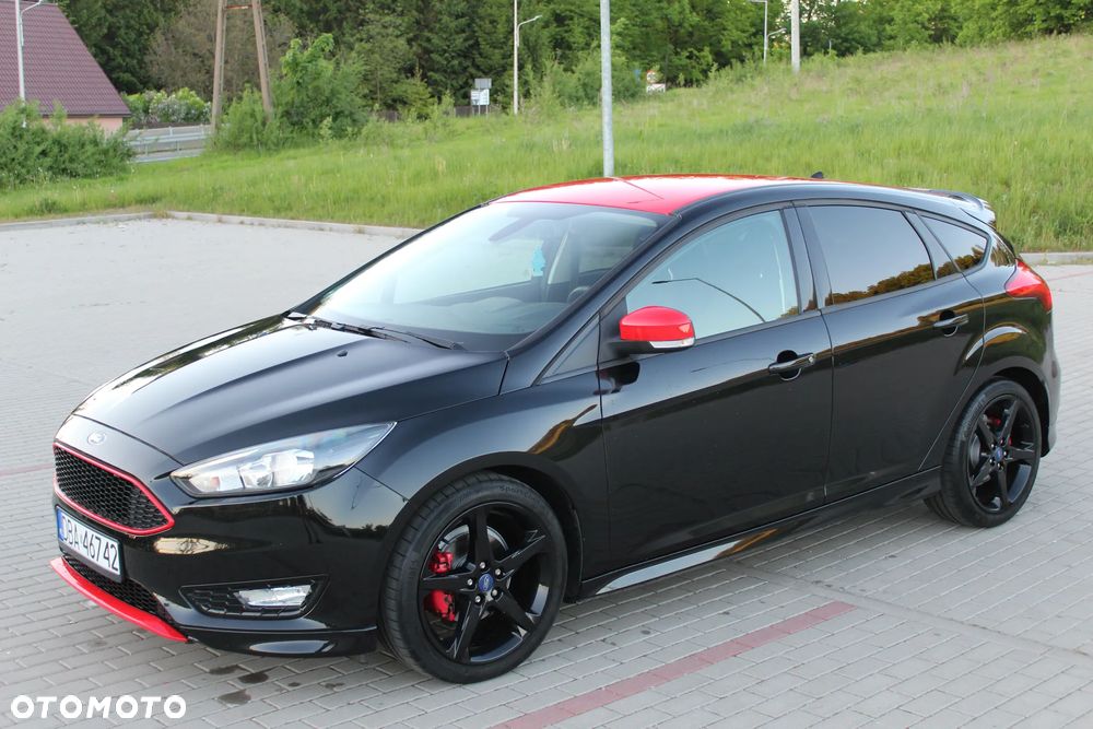 Ford Focus 1.0 EcoBoost Black Edition ASS - 1