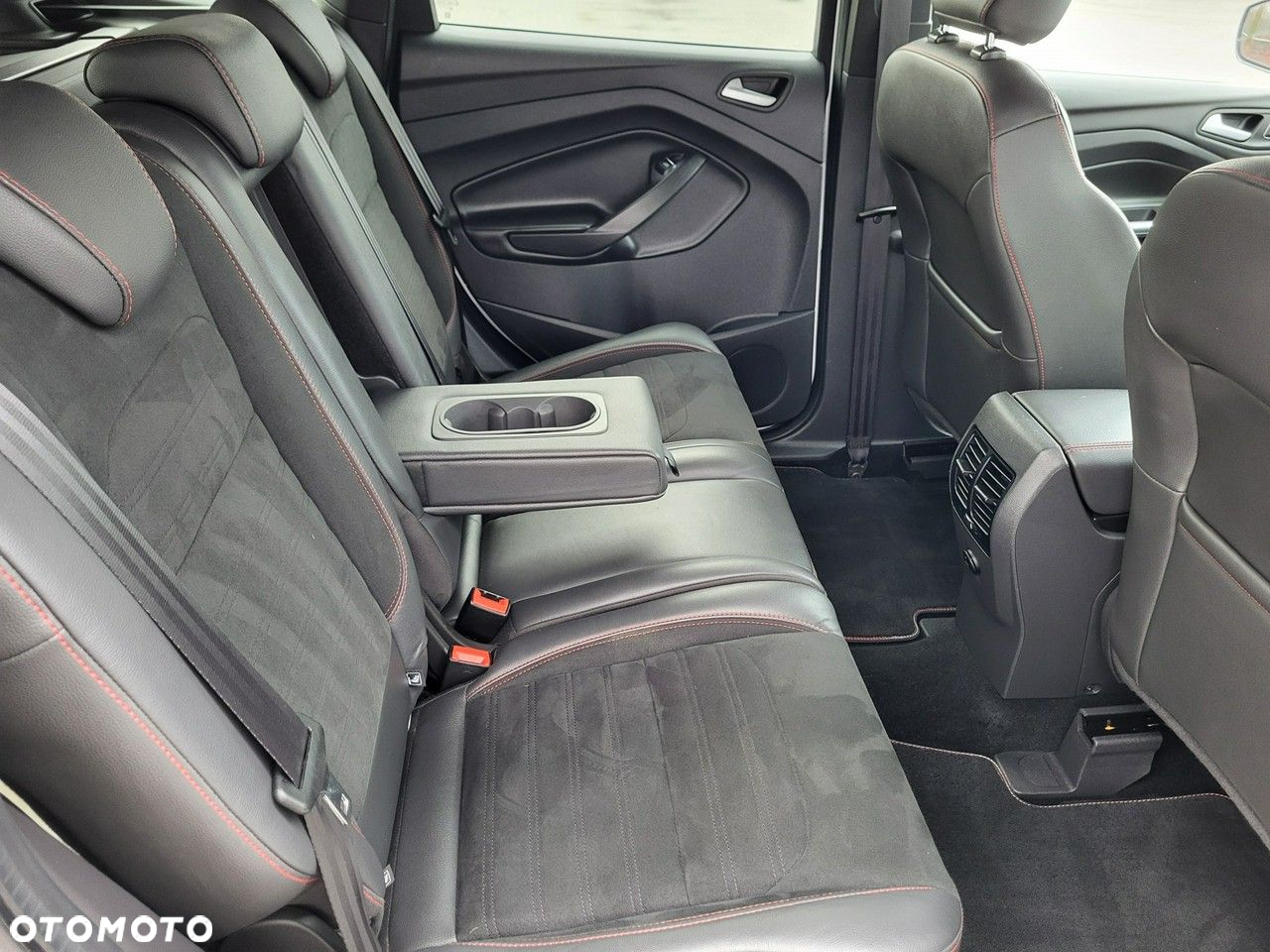 Ford Kuga - 21
