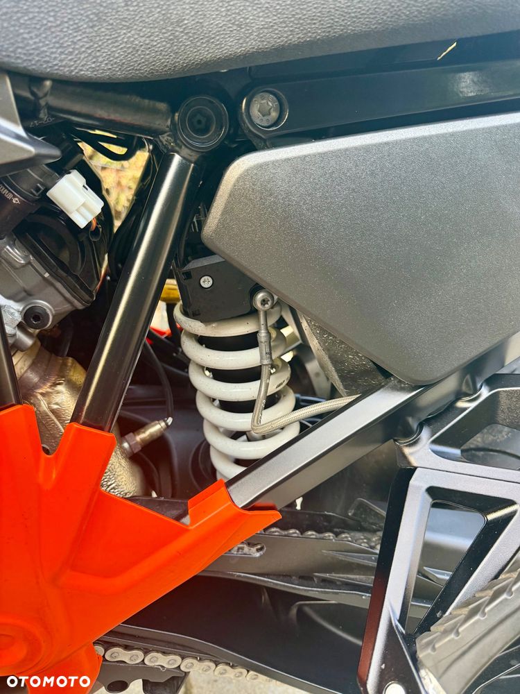 KTM Super Adventure - 13