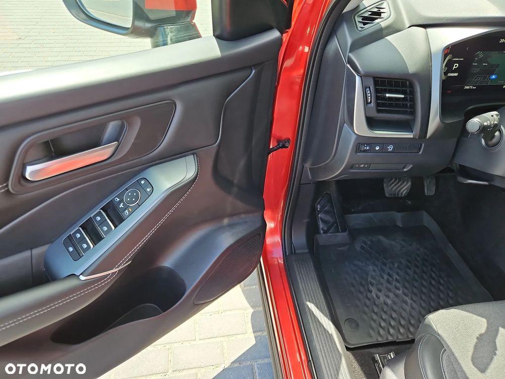 Nissan Qashqai 1.3 DIG-T MHEV N-Connecta Xtronic - 11