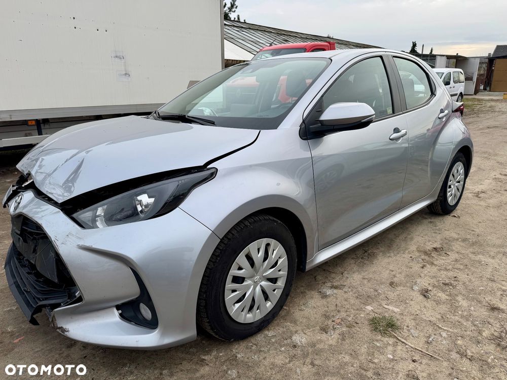 Toyota Yaris 1.5 Comfort - 4