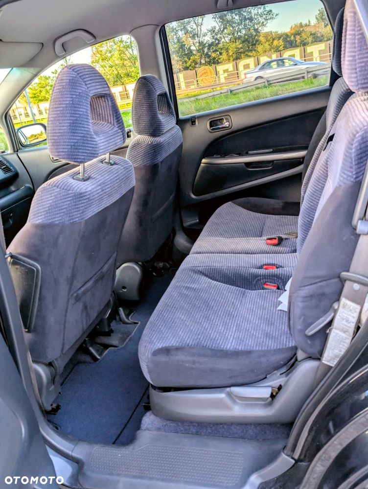 Honda Stream 2.0i ES - 26