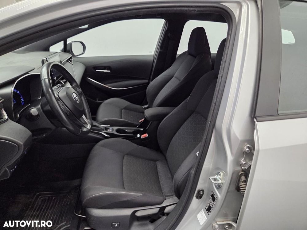 Toyota Corolla 1.8 Hybrid Comfort - 6
