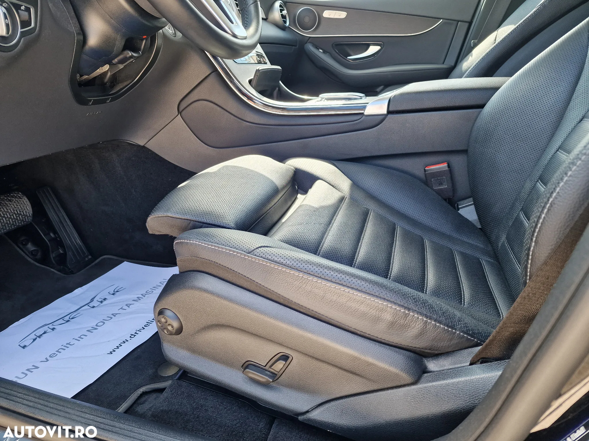 Mercedes-Benz GLC 300 de 4Matic 9G-TRONIC - 25