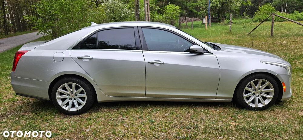 Cadillac CTS - 2