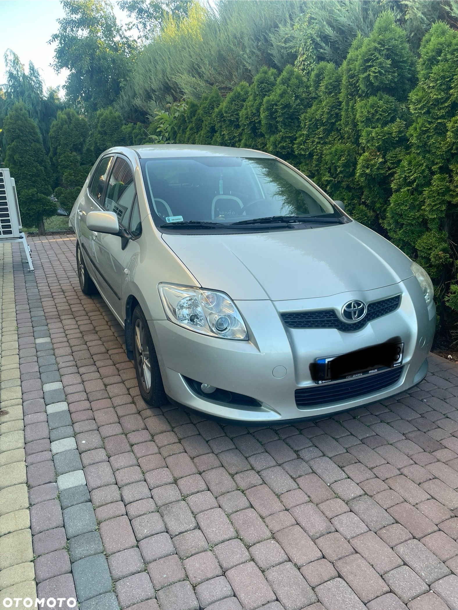 Toyota Auris 2.0 D-4D Luna - 1