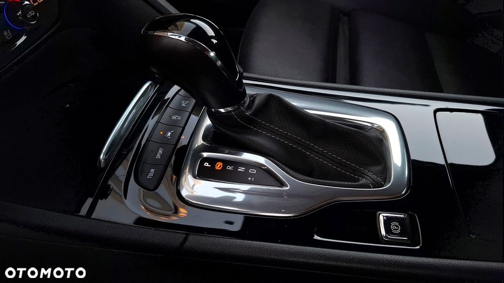 Opel Insignia 2.0 BiTurbo D 4x4 Automatik Exclusive - 29